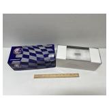 Action Jeff Gordon Dupont Model Car