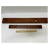 2 Antique Levels