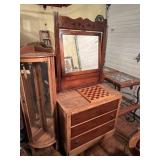Dresser With Mirror