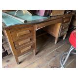Wood Kneehole Desk