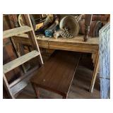 Light Colored Wood Table