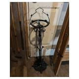 Black Metal Floor Smoking Stand
