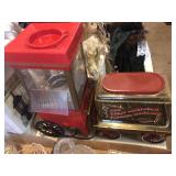 2 Unique Popcorn Poppers