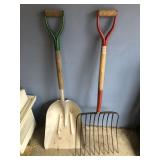 10 Tine Fork & Shovel
