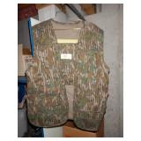 Mossy Oak Camo Vest - Size M