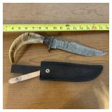 14" Damascus Hunting Knife With Ram Horn Handle, L