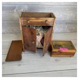 Vintage Doll Wardrobe