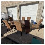 Ashley Furniture 6-piece Dining Room Table Set