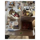 Christmas & Cardinal Dï¿½cor; Includes snowman candl