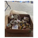 Hersheyï¿½s & Holiday Dï¿½cor; Christmas decorations,