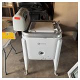 Maytag Ringer Washer; Appears in good condition.