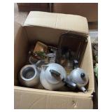 Aluminum Kitchenware Lot; Coffee pots, muffin tins