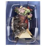 Hanging Lights & Wall Dï¿½cor; Assortment of wall li