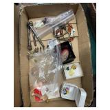 Costume Jewelry; Assorted lot.