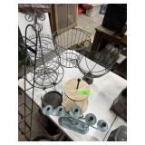 Wire Egg Basket & Stand; Wire egg basket dï¿½cor and