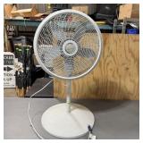 Lasko floor fan; works