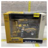 ERTL 1:64 Diecast Metal Replica New Holland Twin R