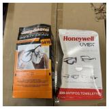 Assortment Of Eyewear Cleaning Wipes