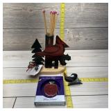 Handcrafted Cardinal Match Holder; Decoration; Orn