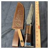 Bowie Knife ï¿½ Damascus Steel Blade approx. 9.5",