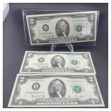 Three Consecutive 1976 $2 Federal Reserve Notes Un