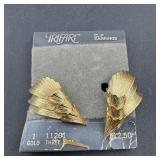 Vintage Trifari Clip Earrings NOS - As shown.