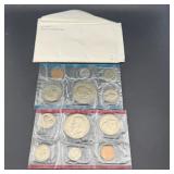 1975 United States Mint Uncirculated Coin Set; Ori