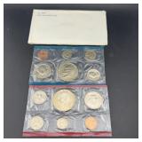 1976 United States Mint Uncirculated Coin Set; Bic