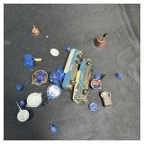 Miniature Granite Kitchenware Set & Toy Buses