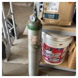 Compressed Gas Cylinder with Regulator