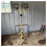 Telescoping Shop Light