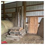Large Lot Of Consruction Lumber  Varies Sizes