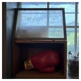 Everlast Autographed Boxing Glove