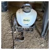 Roundup Backpack Sprayer