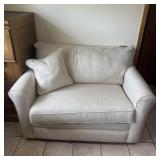La-z-boy Large Pull-out Sleeper Chair