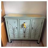 Decorative Buffet-Style Table ï¿½ 2 Door / 4 Drawer