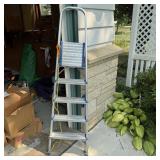 5-Foot Aluminum Step Ladder