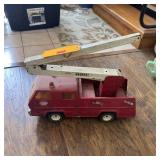 Vintage Tonka Metal Fire Truck ï¿½ Approx. 17' Long