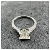 Sterling Silver CZ Ring  Size 8  2.5g / Approx.