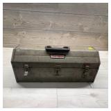 Craftsman Metal Toolbox With Latch Closure