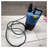 Master Plumber 1/2 HP Submersible Utility Pump