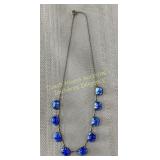 Costume necklace with blue stones 15' L Collier