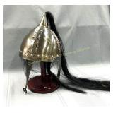 Replica viking helmet with stand, Rï¿½plique de