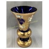 Venetian glass vase en verre vï¿½nitien 5' x 8.25'H