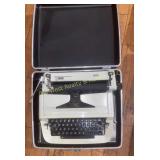 Vintage Royal Typewriter & Case