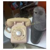 Phone & Metal Container (BS)