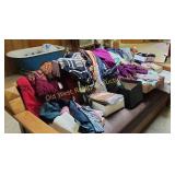 LOTS of Assorted Vintage Clothing (BS)