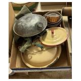 Box of Lids & Pans (BS)
