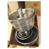 Bowls & Cake Pans (BS)