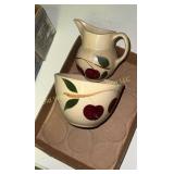 Watt Apple Bowl & Pitcher (BS)
